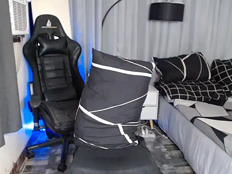 عرض كام alexsuckable01