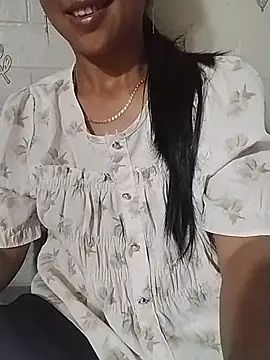 Helen-nn's Live XXX Chat