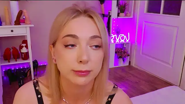MissLisaX Chat XXX in diretta