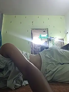 Madhuri_cute_kaur 现场XXX聊天