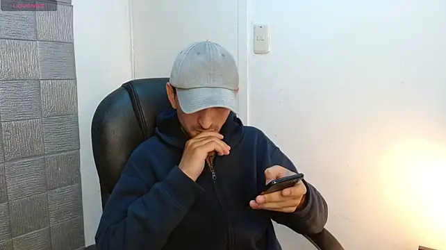 MykeCastle 网络视讯表演