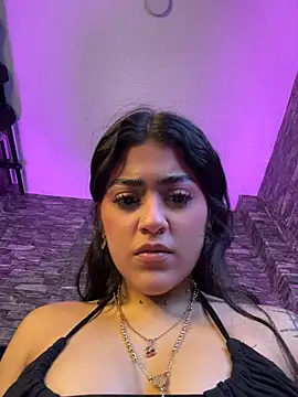 Chanel-fire – webcam-show