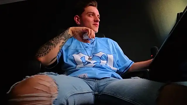 FelixStarkk Chat XXX live