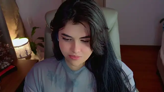 Nannicutee Chat XXX in diretta