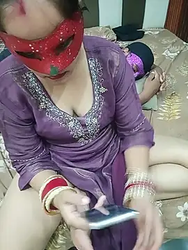 PUNJABICOUPLE09 Pertunjukan Webcam