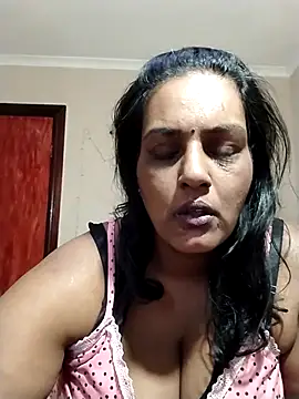 Foxybaby420 Adlı Modelin Canlı XXX Sohbeti
