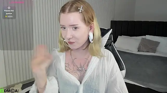 Živý XXX chat Elira_Vane