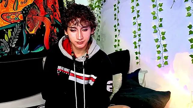 הופעת וובקאם של noynxz