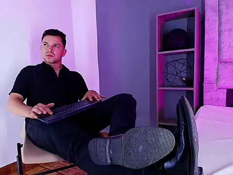 Hey_Noaah Webcam-Show