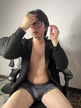 _Tommy_7 Live XXX-chat
