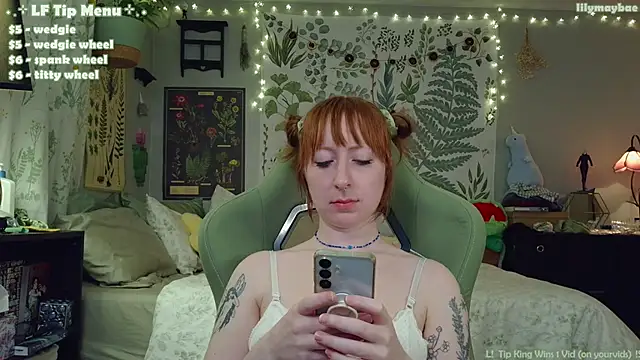 LilyMayBae's Live XXX Chat