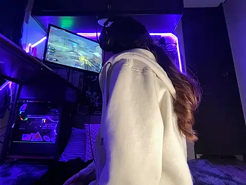Lilactease's Live XXX Chat