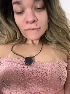 HeavenAylin's Live XXX Chat