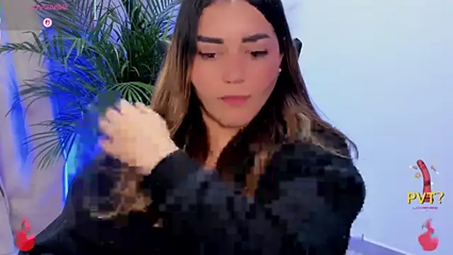 Chat XXX en directo de Lucia_star__