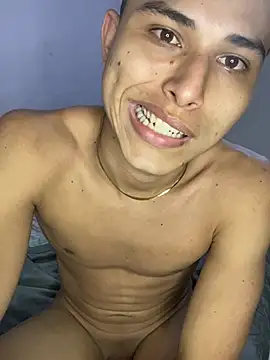 عرض كام Antoni150906