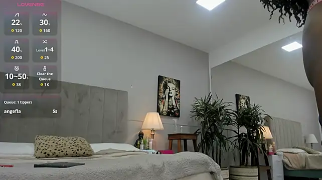 Angie_abby XXX чат на живо