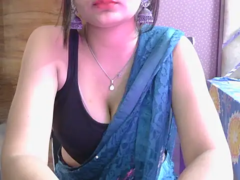Chat +18 de miss-riyaa ao vivo