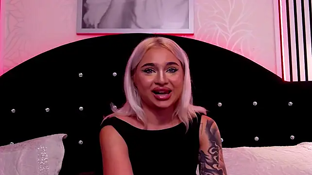 TaniaBlissn Live XXX chat
