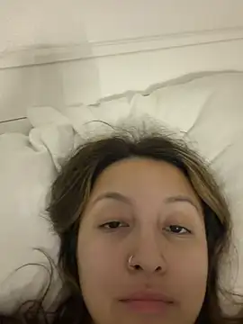 Chat XXX en directo de CharlotteAfterDark