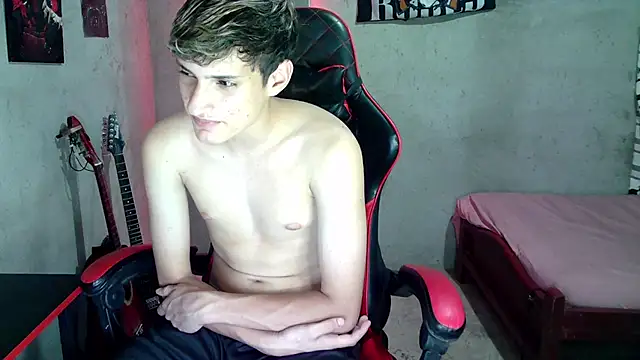 flaquito_junior élő XXX-chatje