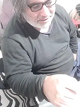 12Paradarte Adlı Modelin Canlı XXX Sohbeti