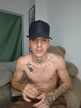 Chat XXX en directo de MaxHornyLatin