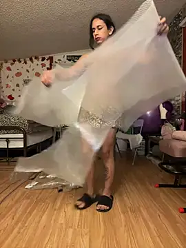 دردشة TranSexualJade95 الجنسية المباشرة