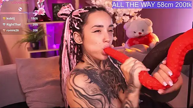 Chat +18 de EvaCanton ao vivo
