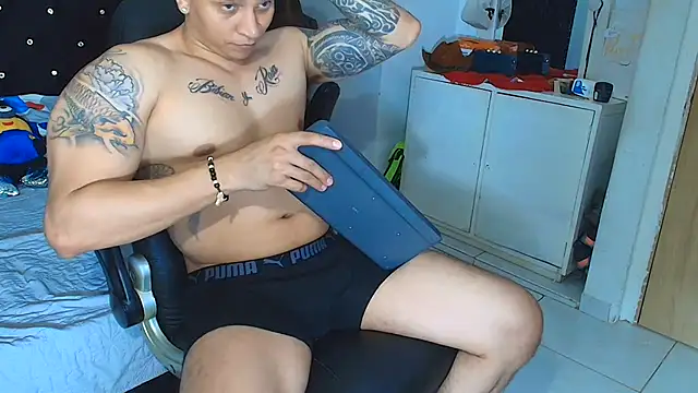 ethan_dalton_'s Live XXX Chat