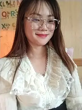 SiSi-9999 লাইভ XXX চ্যাট