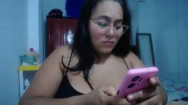 sirena_15 – Naživo XXX chat