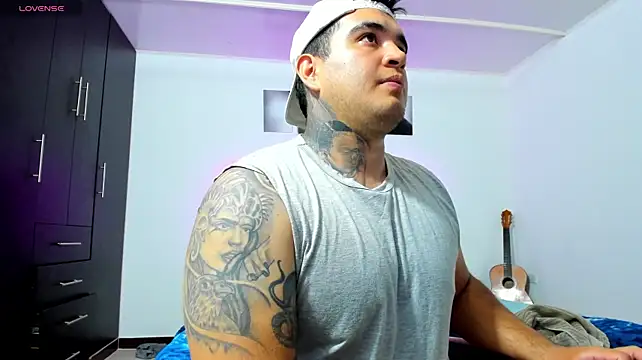 thiago__cp01 – Naživo XXX chat