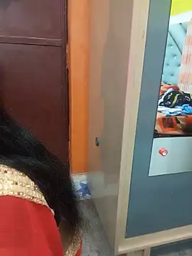 Manjudear's Live XXX Chat