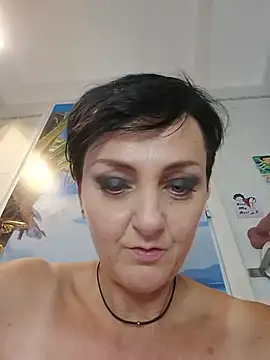lucillabollente's Webcam Show