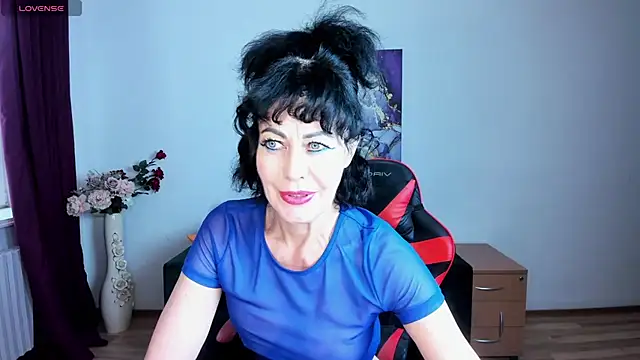 Chat +18 de Silvia_Wallec ao vivo
