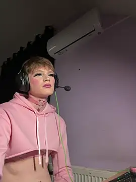 Živý XXX chat FemboyShow
