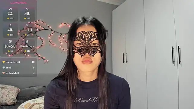 HelenBlazeTrt Adlı Modelin Canlı XXX Sohbeti