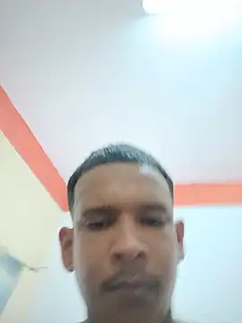 Chatroom XXX en direct de Ron_0101