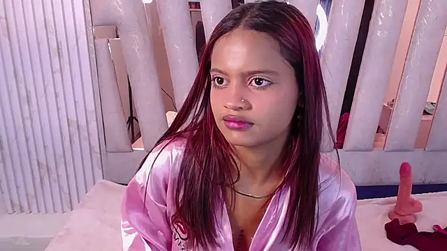 Chat +18 de Nicky_Nicoole ao vivo