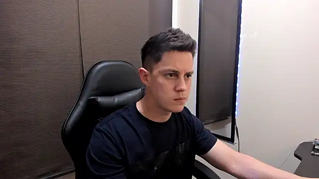 KendricTorresn Webbikameraesitys