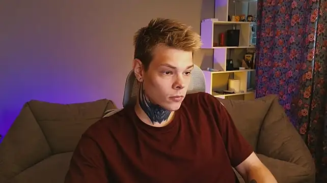 DENIS_HEREのライブXXXチャット