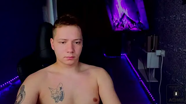 צ'אט XXX בשידור חי של Karl_Night_