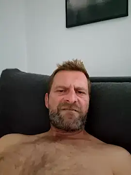 Mjn34 Chat XXX in diretta
