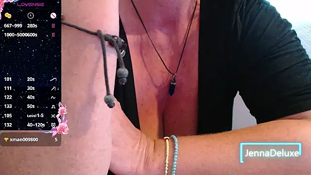 JennaDeluxe Chat XXX in diretta