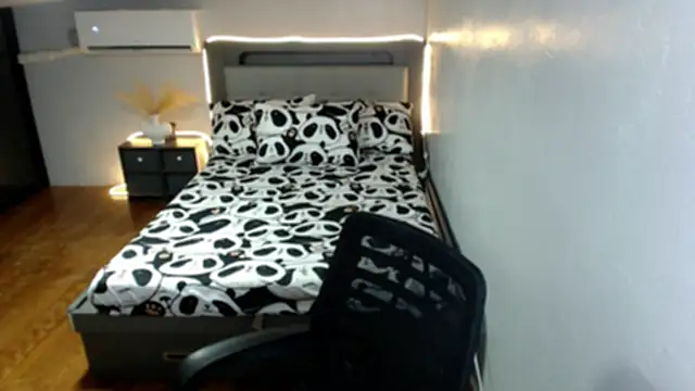 AmazingLuchie 网络视讯表演