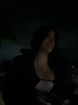 Chanel-fire Chat XXX in diretta