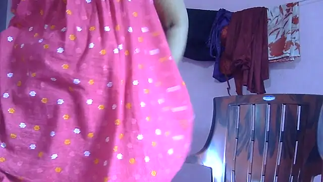 Pooja-suman's Live XXX Chat
