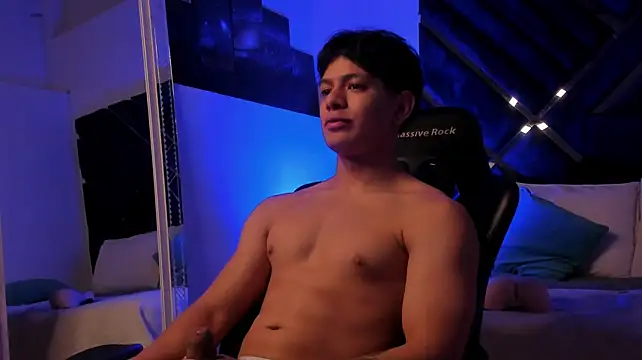 TonyPetrovjs XXX чат на живо