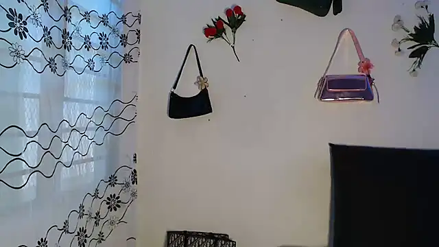 Barbianaa671 – Naživo XXX chat