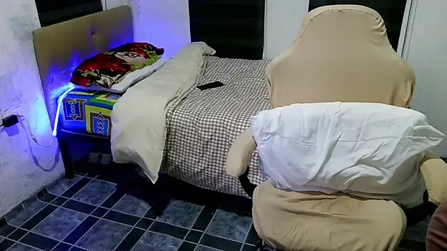 Spicy_RowyCam's Webcam Show